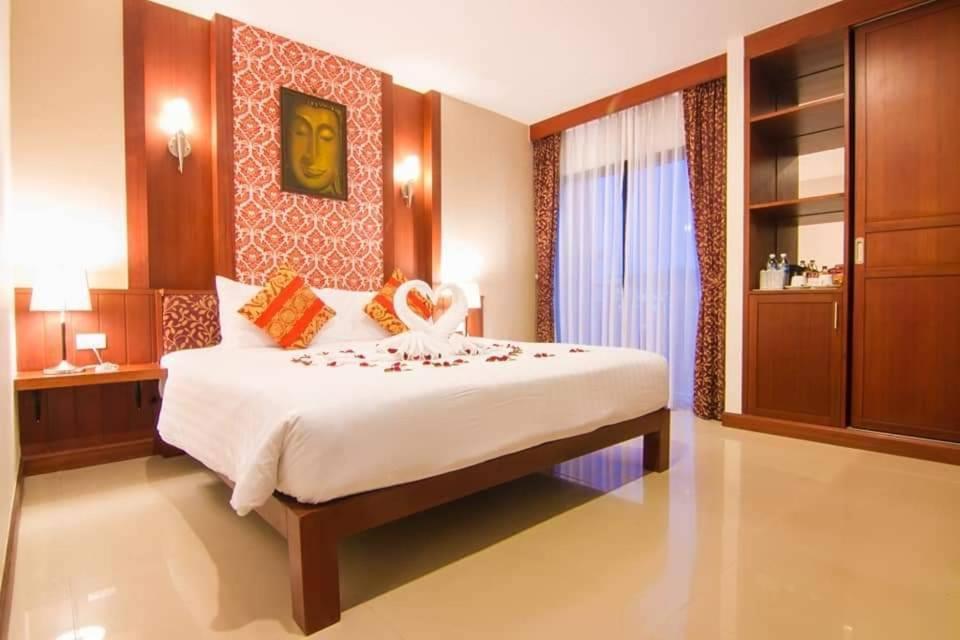 Hemingways Hotel